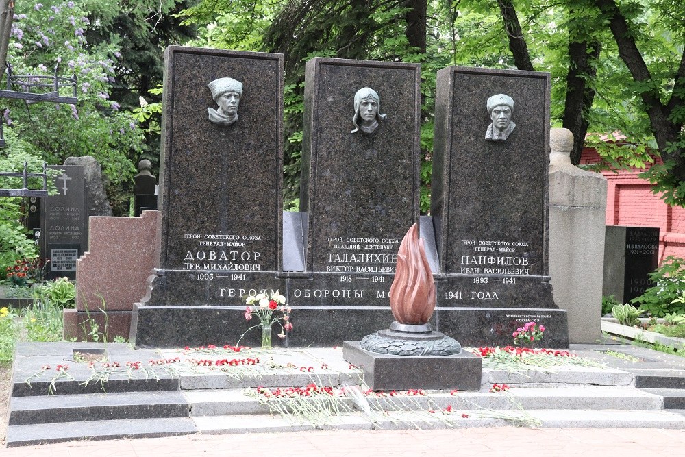 Novodevitsji Cemetery