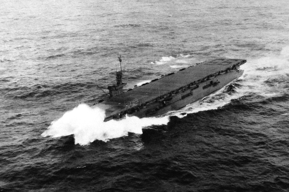 Scheepswrak USS Bismarck Sea (CVE-95)