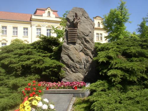 Monument Slachtoffers Nationaal-Socialisme Slan