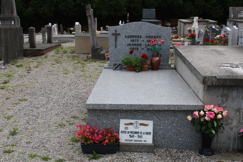 Belgian Graves Veterans Aiseau Centre #4