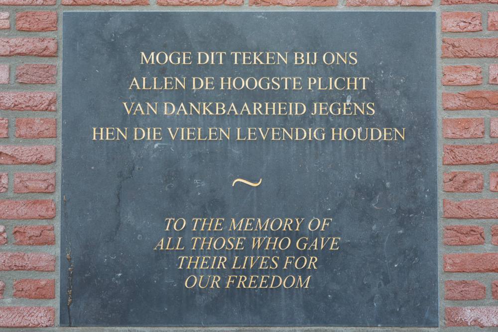 Oorlogsmonument Randwijk #2