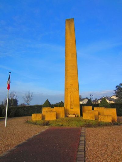 Monument Vermoorde Inwoners Charly-Oradour