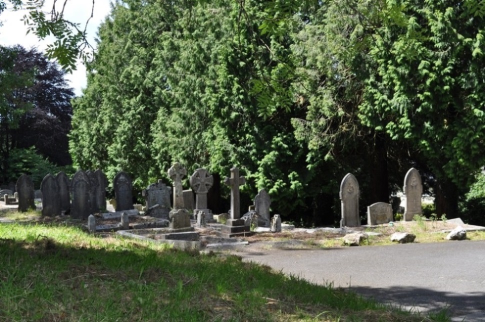 Commonwealth War Graves Truro Cemetery
