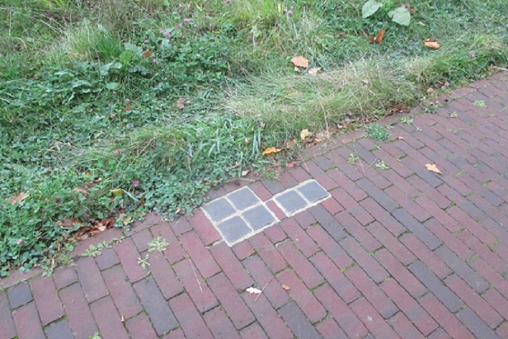 Stumbling Stones Rolderstraat 92 #3