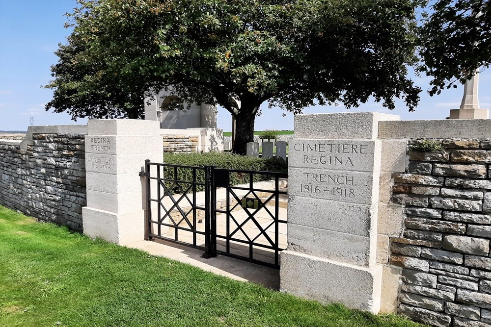 Commonwealth War Cemetery Regina Trench