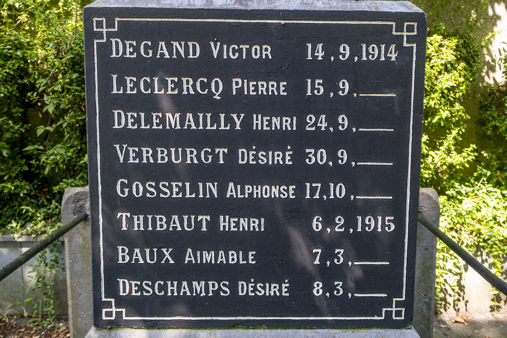 Oorlogsmonument Vendeville #4