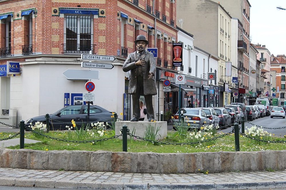 Statue of Jean Jaurs