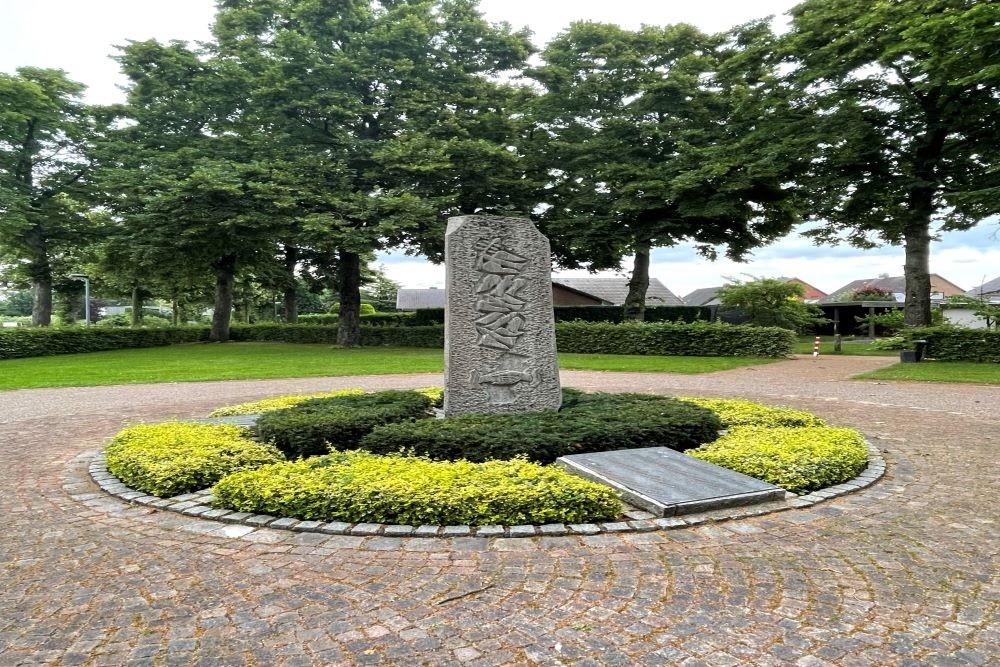 War Memorial Ottenstein