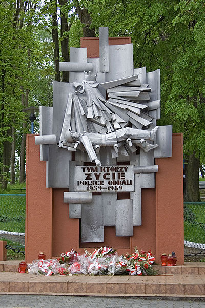 Monument 