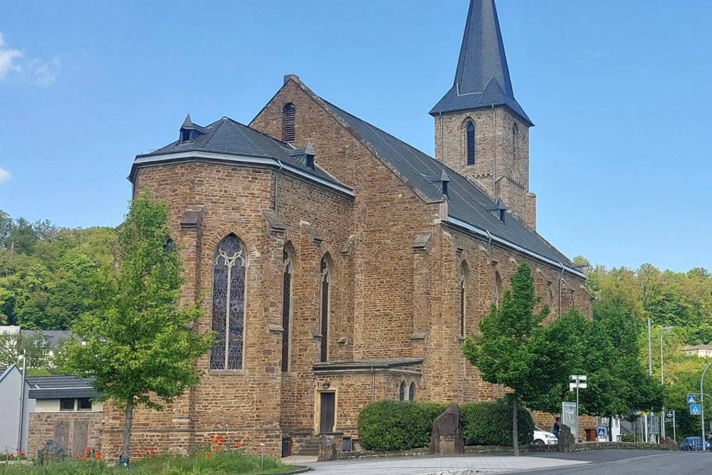 Oorlogsmonument Neustadt (Wied) #3