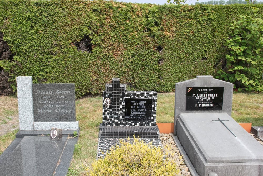 Belgian Graves Veterans Lotenhulle