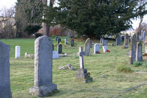 Commonwealth War Grave St Michael Churchyard