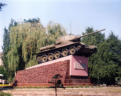 Memorial 3rd Guards Mechanized Corps (T-34/85 Tank) Mariupol