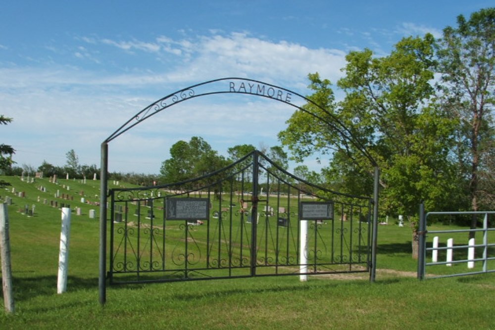 Canadees Oorlogsgraf Raymore Cemetery