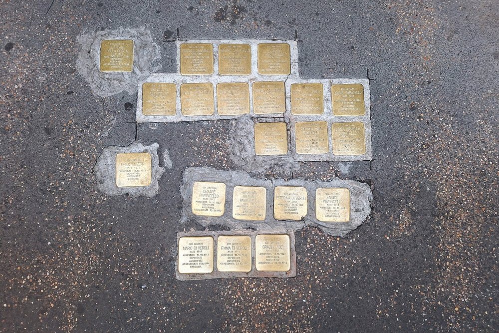 Stolpersteine Via del Portico d'Ottavia 9 #1