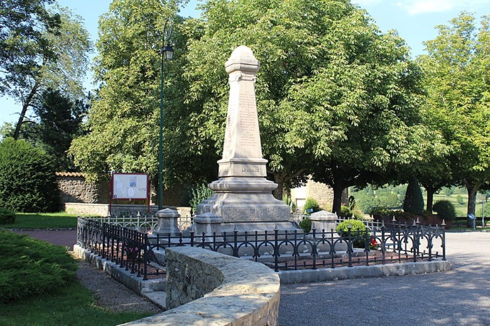 War Memorial Saint-Christophe-en-Brionnais