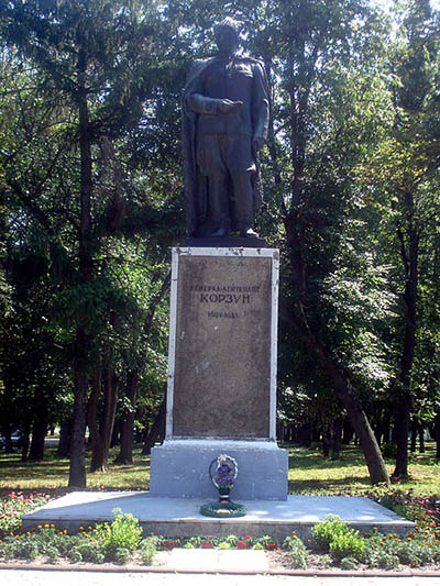 Grave Memorial General Pavel Korzun