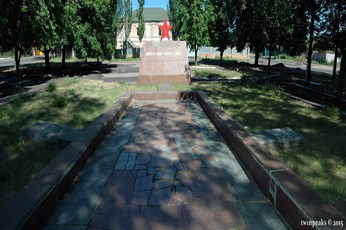Sovjet Oorlogsbegraafplaats Artemivsk
