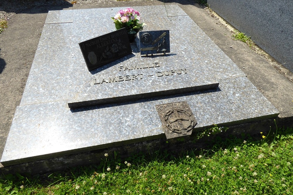 Belgian Graves Veterans Treignes #3