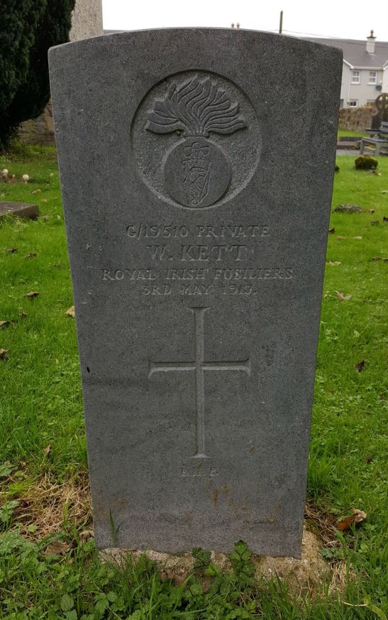 Commonwealth War Grave Clashmore Church of Ireland Churchyard
