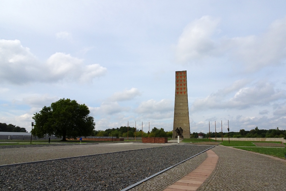 Memorial Statue Sachsenhausen Concentration Camp