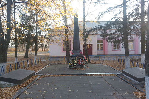 War Memorial Dobryn