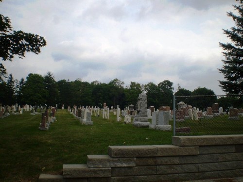Oorlogsgraf van het Gemenebest East End Mennonite Cemetery