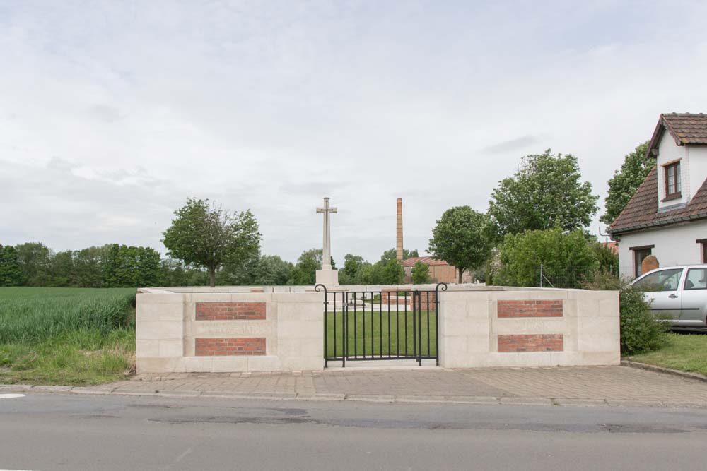 Commonwealth War Cemetery Tancrez Farm