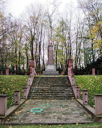 Sovjet Oorlogsbegraafplaats Booen