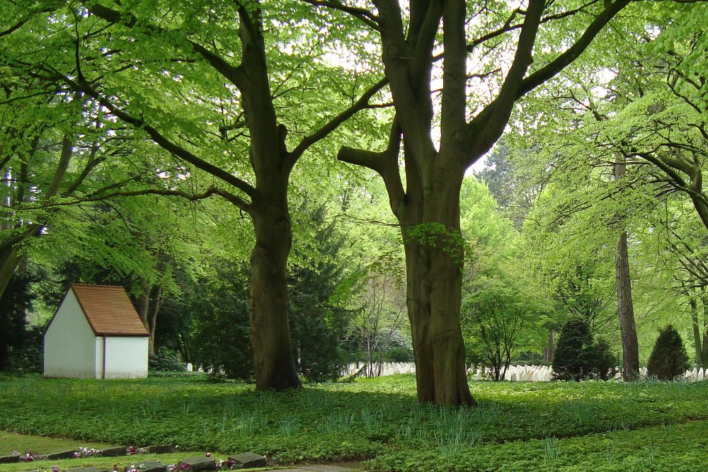 Nederlandse Kapel & Gedenktekens Begraafplaats Friedhof Ohlsdorf Hamburg