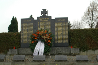 War Memorial and German War Graves Dhren