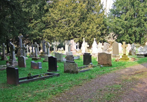 Commonwealth War Graves Bettws-Penpont Cemetery