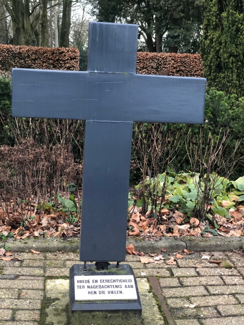 War Memorial General Cemetery Sleen #4