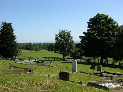 Commonwealth War Grave Kirkby Malzeard Cemetery