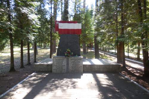 Pools-Sovjet Oorlogsbegraafplaats Borne Sulinowo
