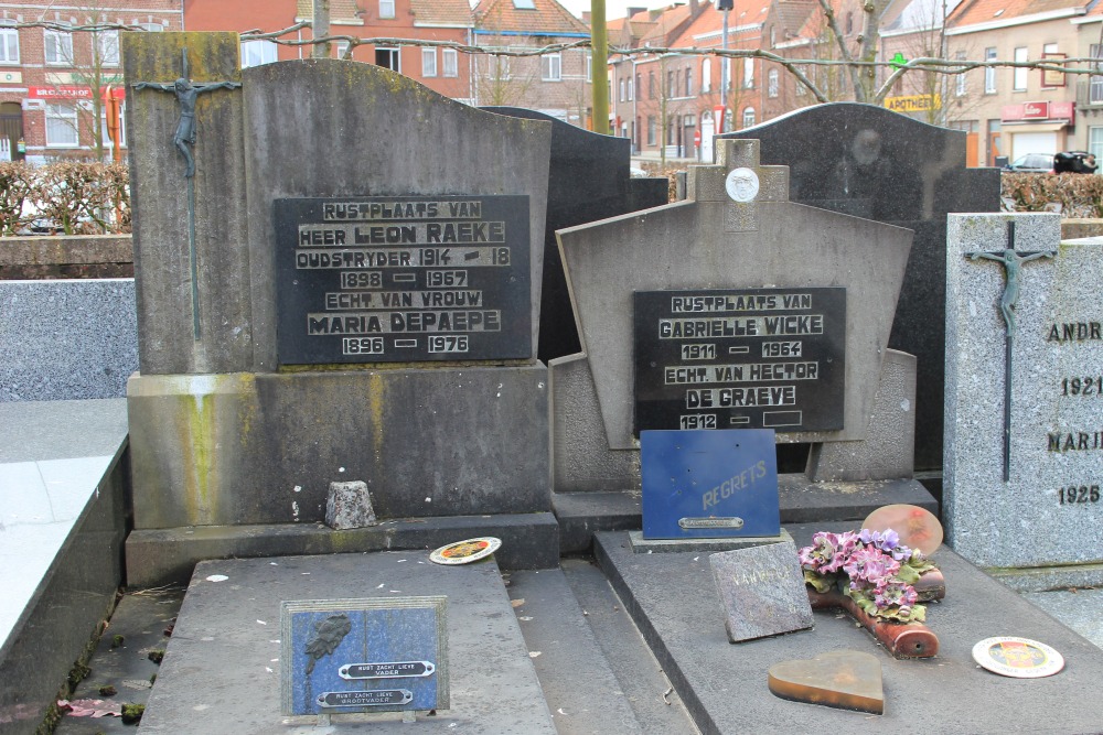 Belgian Graves Veterans Nieuwkerke