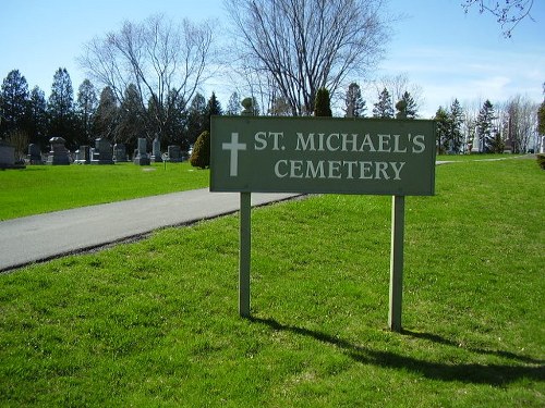 Oorlogsgraven van het Gemenebest St. Michael's Cemetery