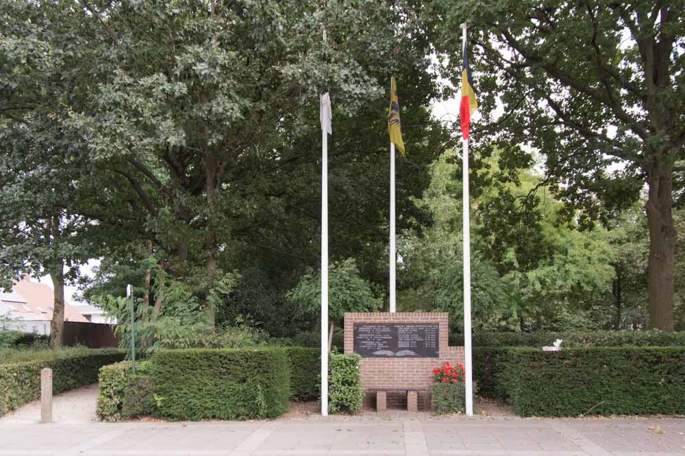 Oorlogsmonument Overbroek #3