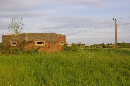 Bunker FW3/24 Salfords
