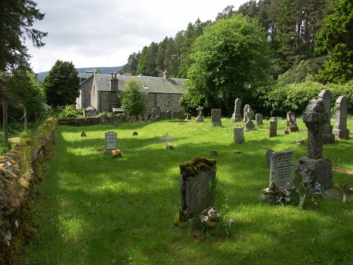 Oorlogsgraf van het Gemenebest St. Kenneth Roman Catholic Graveyard