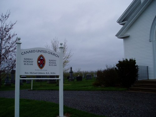Commonwealth War Grave Upper Canard Burgess Cemetery