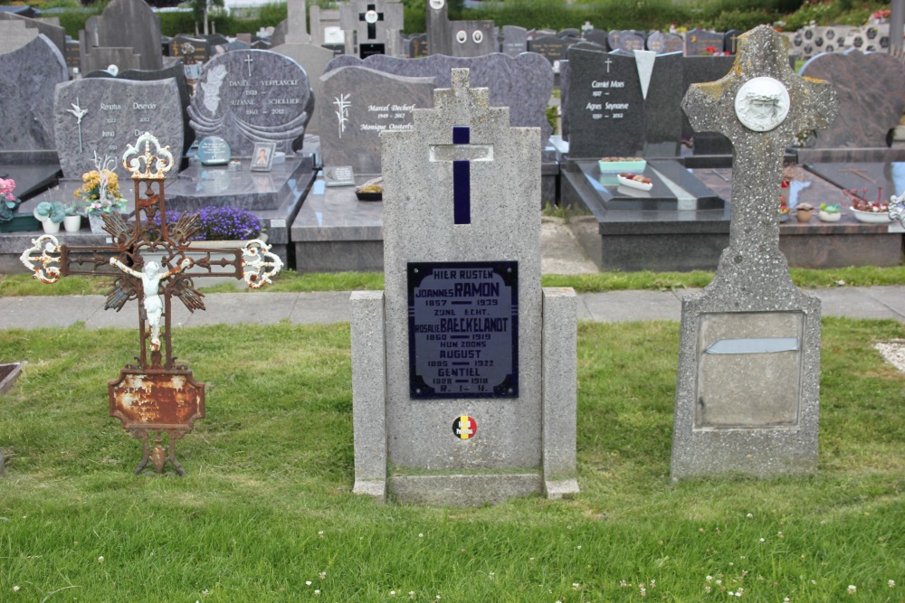 Belgian War Graves Ichtegem