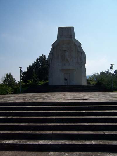 Monument Nationale Bevrijdingsoorlog Banj Brdo