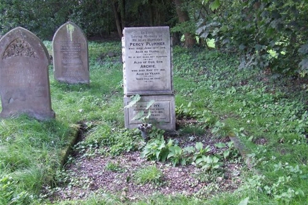 Commonwealth War Grave Bardwell Baptist Burial Ground
