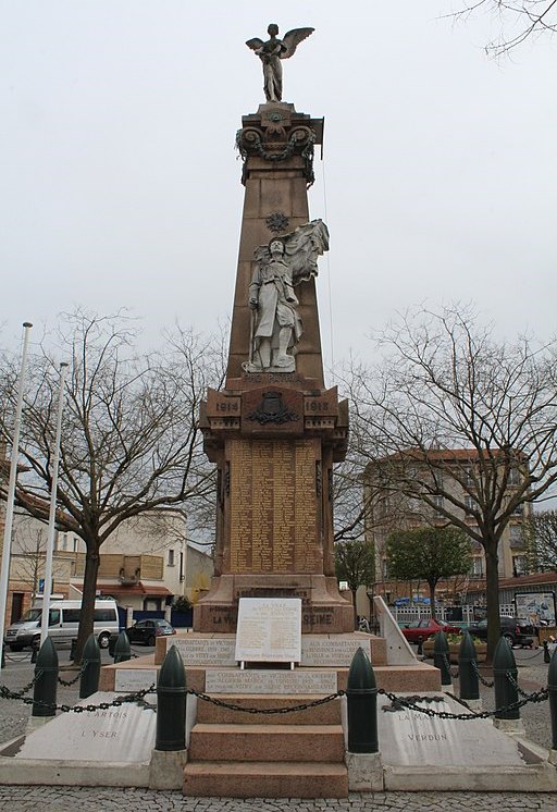 War Memorial Vitry-sur-Seine
