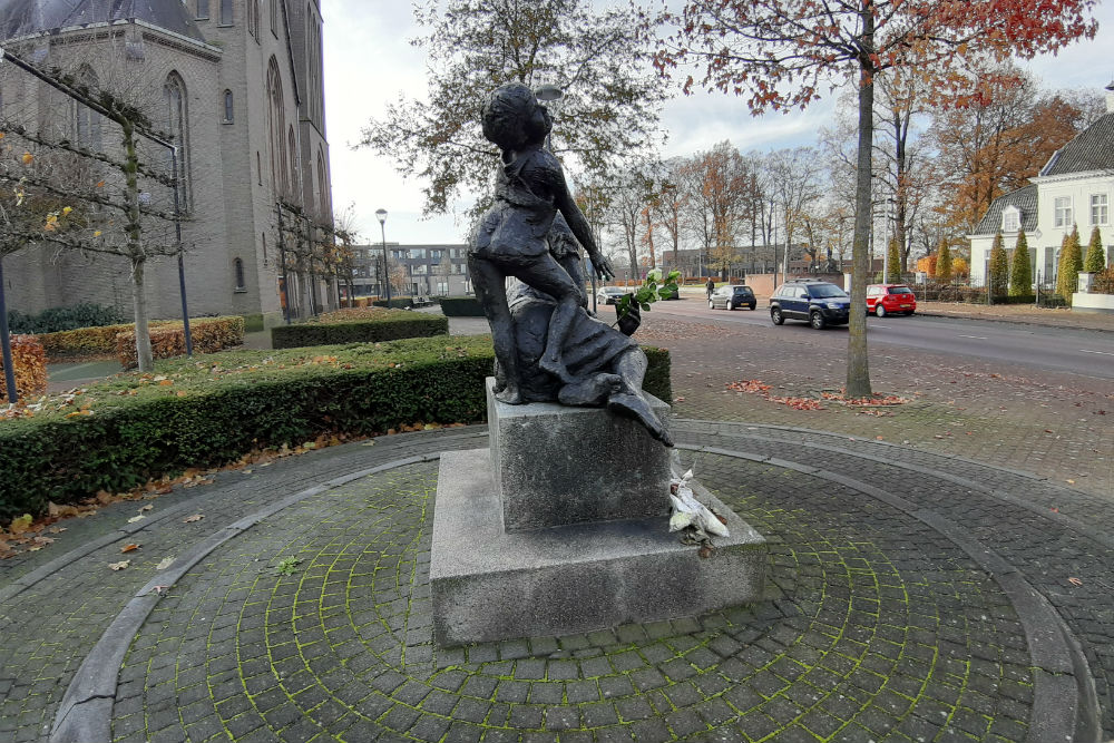 Oorlogsmonument Rijsbergen #3