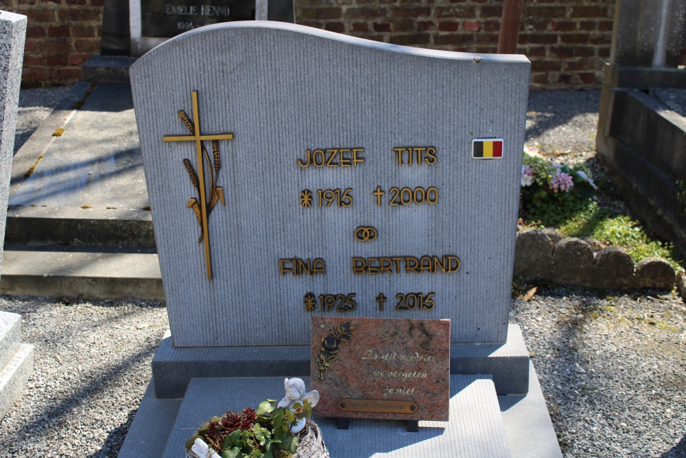 Belgian Graves Veterans Neerrepen