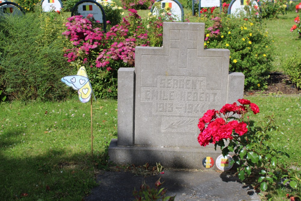 French War Grave Sombreffe #1