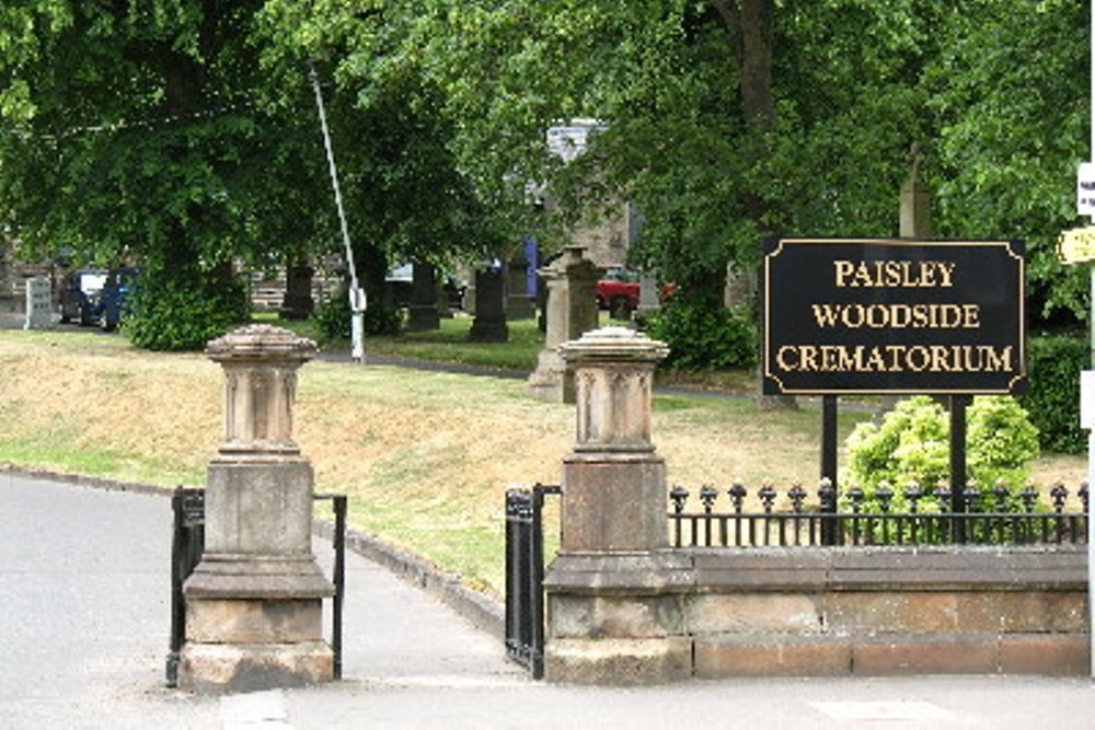 Commonwealth War Graves Woodside Cemetery