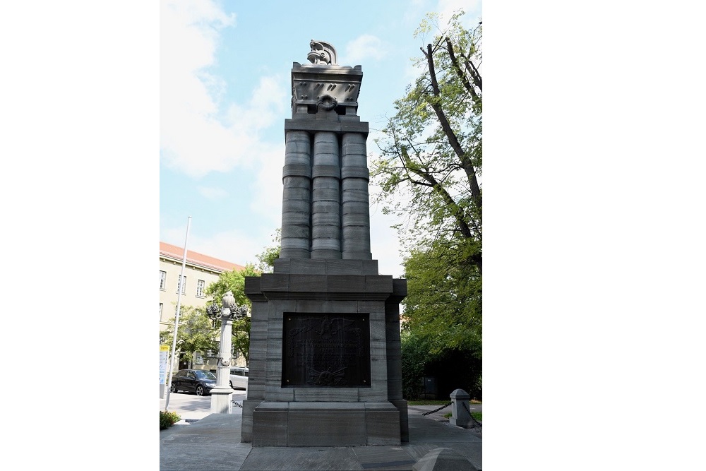 Monument voor de Geniesoldaten en Pioniers van Krems